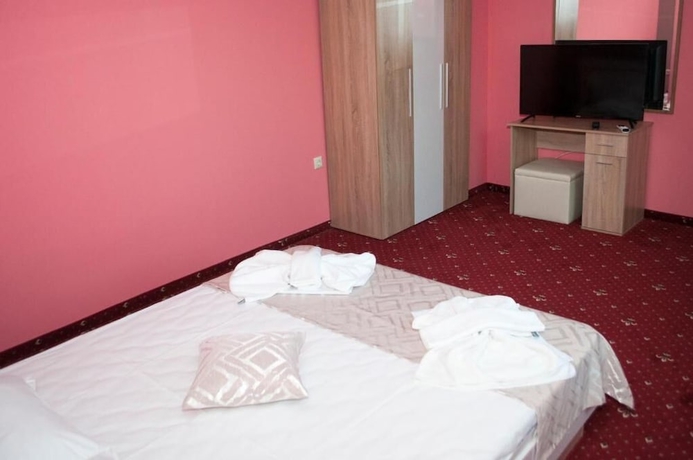 Imagen de la habitación del Hotel Jaky. Foto 8