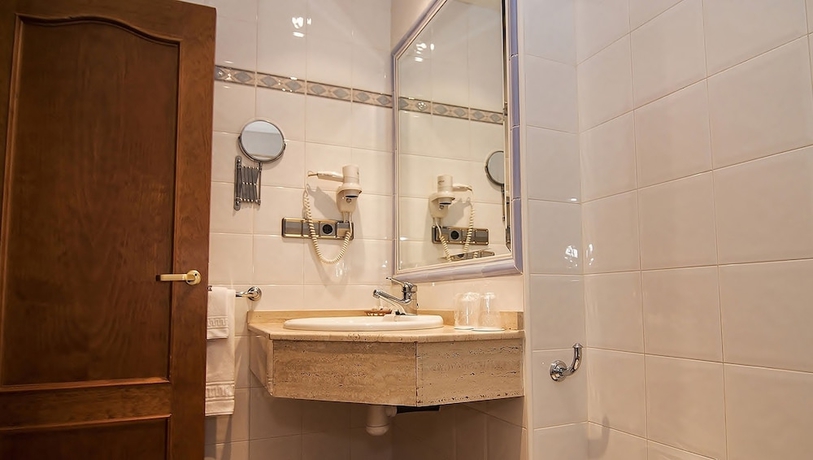 Imagen de la habitación del Hotel Jalance. Foto 14