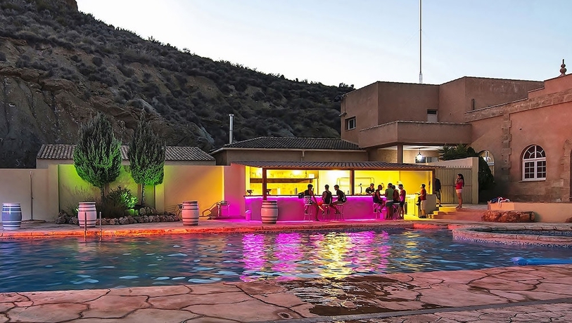 Imagen de la piscina del Hotel Jalance. Foto 19