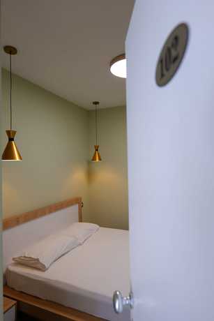 Imagen de la habitación del Hotel Jali. Foto 8