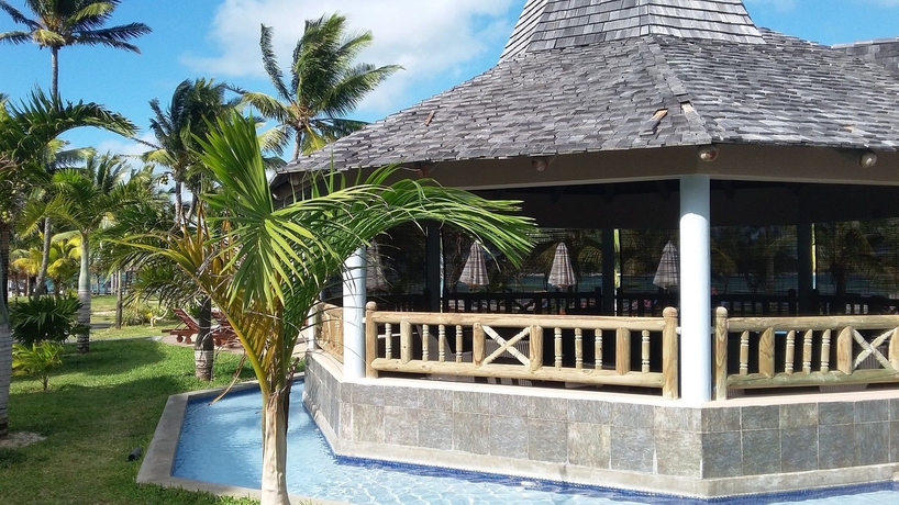 Imagen de los exteriores del Hotel Jalsa Beach and Spa. Foto 2