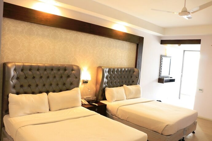 Imagen de la habitación del Hotel Jalsa Resorts. Foto 16
