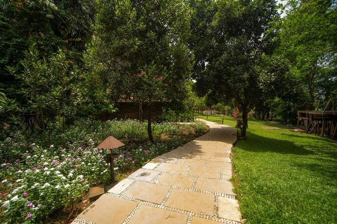 Imagen general del Hotel Jalsrushti Island Resort. Foto 11