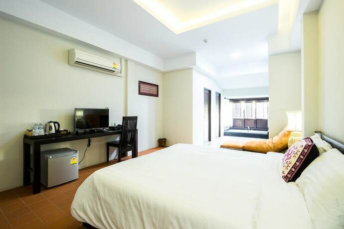 Imagen de la habitación del Hotel Jamadevi. Foto 4