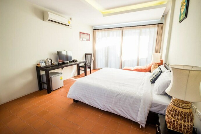 Imagen de la habitación del Hotel Jamadevi. Foto 7
