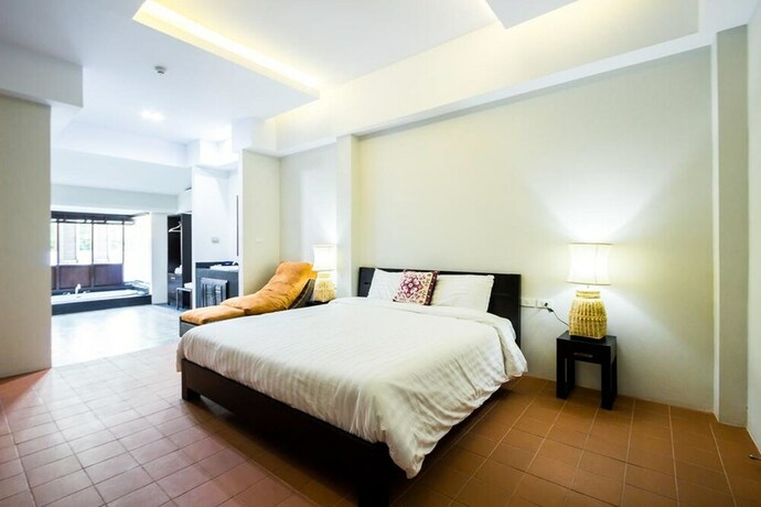 Imagen de la habitación del Hotel Jamadevi. Foto 12