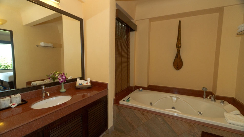 Imagen de la habitación del Hotel Jamahkiri Resort and Spa. Foto 2