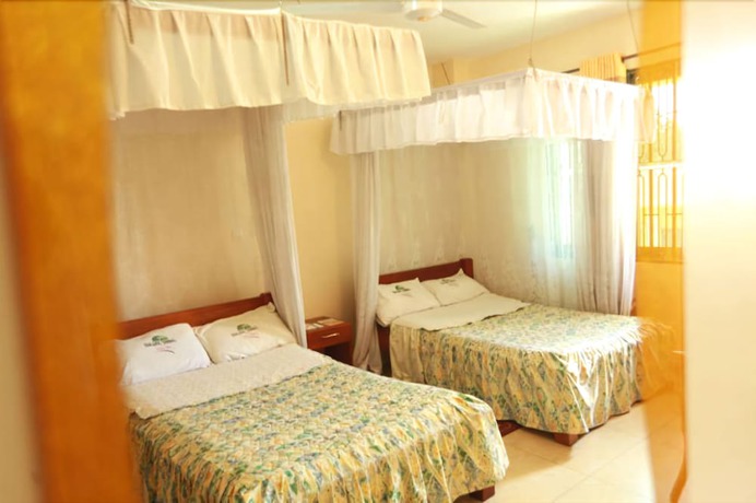 Imagen de la habitación del Hotel Jambo Village. Foto 11