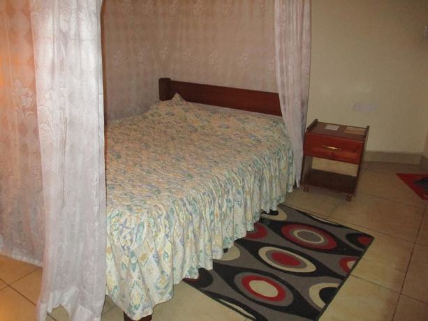 Imagen de la habitación del Hotel Jambo Village. Foto 14