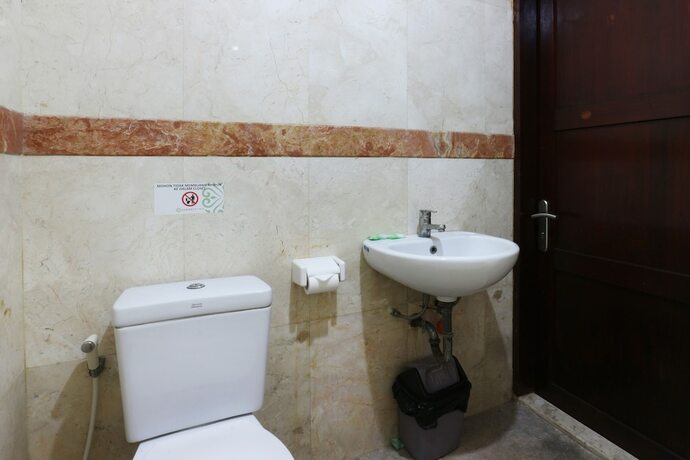 Imagen general del Hotel Jambrut Inn. Foto 4