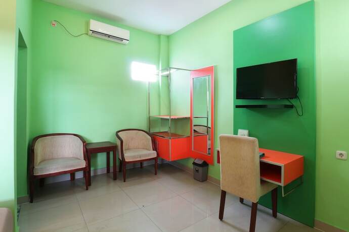 Imagen de la habitación del Hotel Jambrut Inn. Foto 27