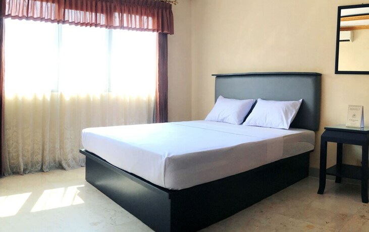 Imagen de la habitación del Hotel Jambrut Inn. Foto 31