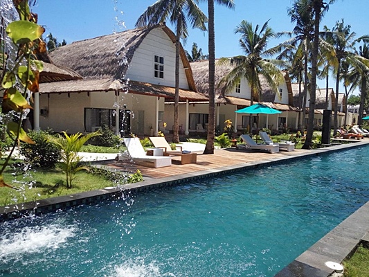 Imagen general del Hotel Jambuluwuk Oceano Resort Gili Trawangan. Foto 3