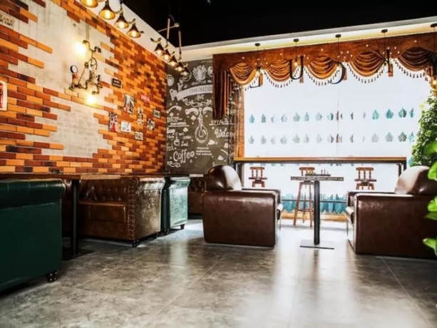 Imagen de los interiores del Hotel James Joyce Coffetel Xi'an Huaqingchi. Foto 19