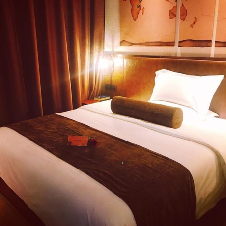 Imagen de la habitación del Hotel James Joyce Coffetel Xi'an Huaqingchi. Foto 10