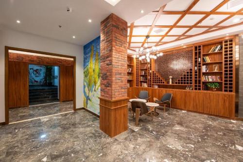 Imagen general del Hotel James Joyce Coffetel&middot; Baoding Yi County Yandu Ancient Town. Foto 5