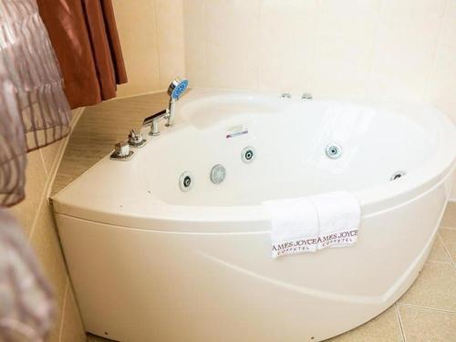 Imagen general del Hotel James Joyce Coffetel&middot; Tianjin Olympic Center Lingbin Road Metro Station. Foto 3