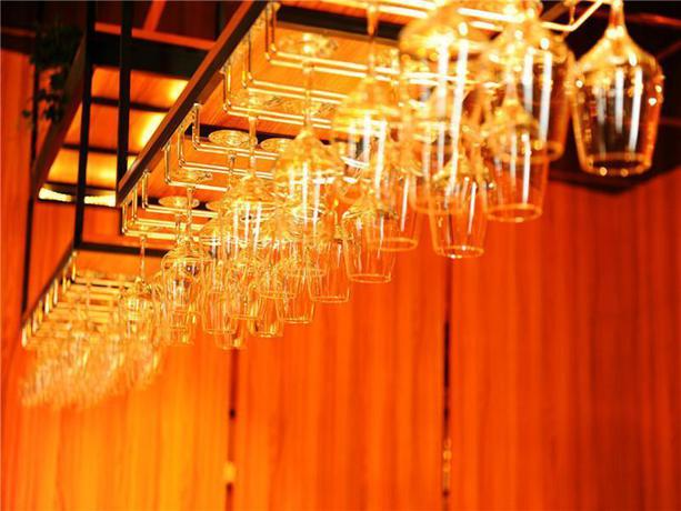 Imagen general del Hotel James Joyce Coffetel·Mianyang Jiangyou Junxian City Plaza. Foto 1