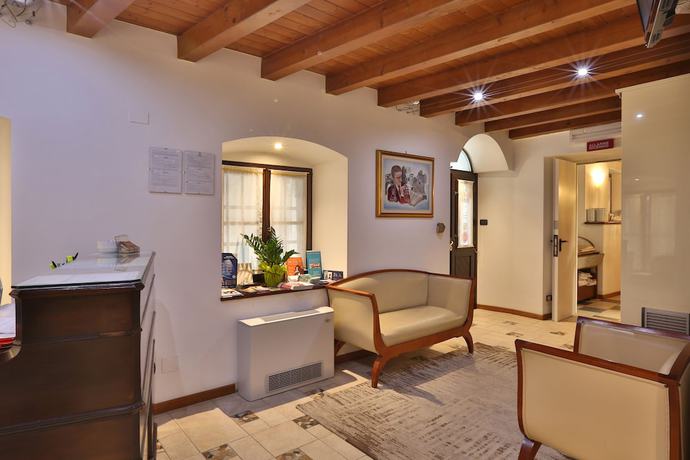 Imagen de los interiores del Hotel James Joyce, Trieste. Foto 19