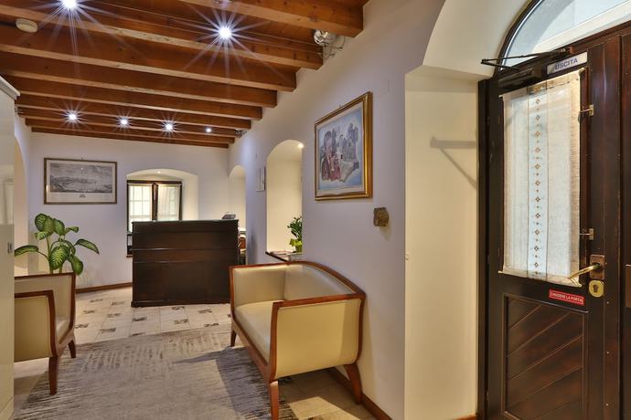 Imagen de los interiores del Hotel James Joyce, Trieste. Foto 20