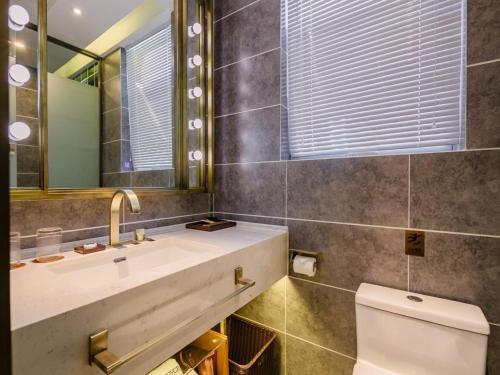 Imagen general del Hotel James Joyce Xi\'an Bell Tower Metro Station Muslim Street. Foto 4