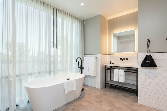 Imagen de la habitación del Hotel James Newbury. Foto 11