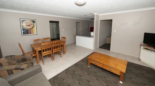 Imagen de la habitación del Hotel James Street Motor Inn. Foto 2