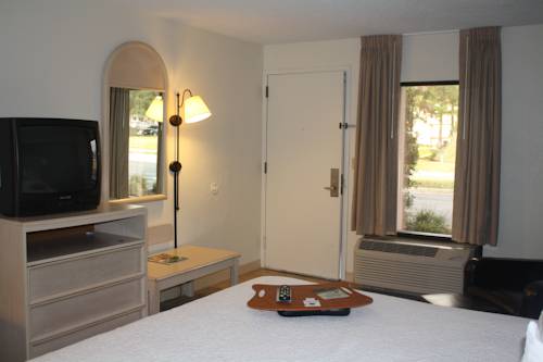 Imagen de la habitación del Hotel Jameson Inn - Brunswick. Foto 5