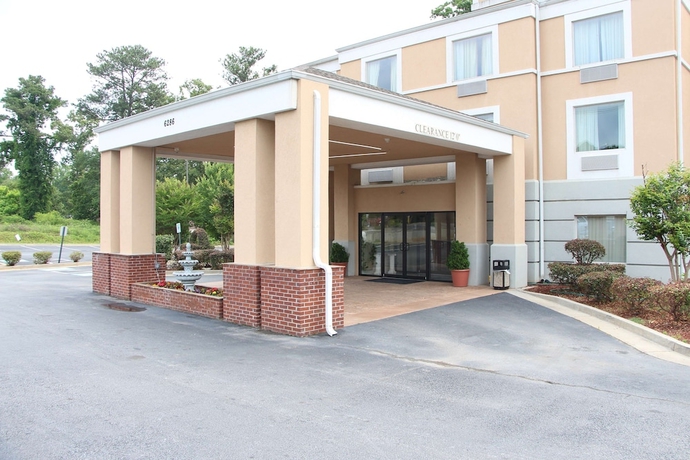 Imagen general del Hotel Jameson Inn and Suites Riverdale. Foto 1