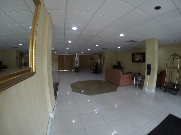 Imagen de los interiores del Hotel Jameson Inn and Suites Riverdale. Foto 16