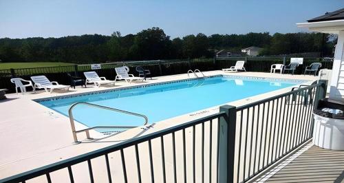 Imagen general del Hotel Jameson Inn-Oakwood. Foto 1