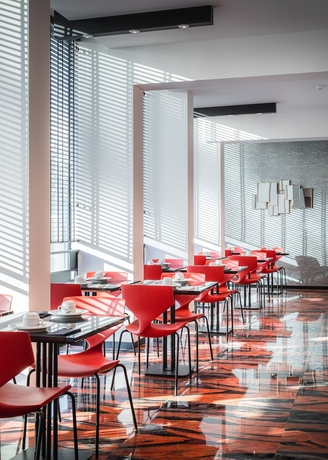 Imagen del bar/restaurante del Hotel Jamingo. Foto 3