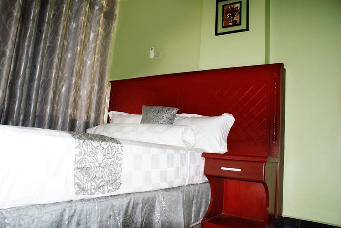 Imagen de la habitación del Hotel Jamirex. Foto 12