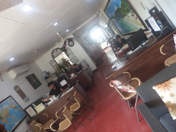 Imagen de los interiores del Hotel Jamont. Foto 20