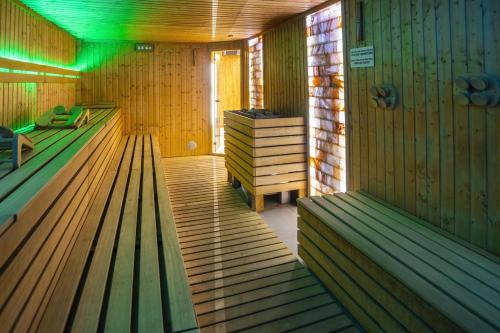 Imagen de los interiores del Hotel J&j Sport Center. Foto 8