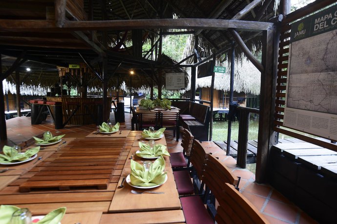 Imagen del bar/restaurante del Hotel Jamu Lodge. Foto 4