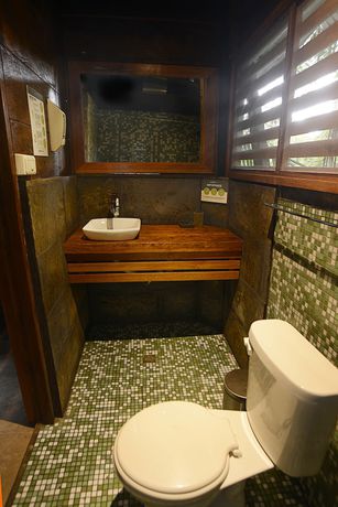 Imagen de la habitación del Hotel Jamu Lodge. Foto 18