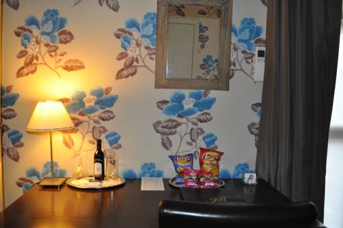 Imagen de la habitación del Hotel Jan Brito. Foto 16