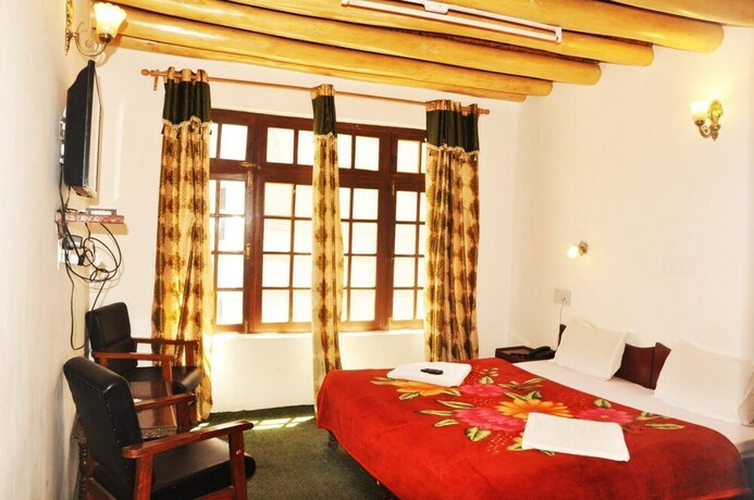 Imagen de la habitación del Hotel Jan Palace. Foto 28