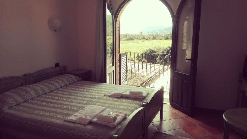 Imagen de la habitación del Hotel Janas, Cerde&ntilde;a. Foto 6