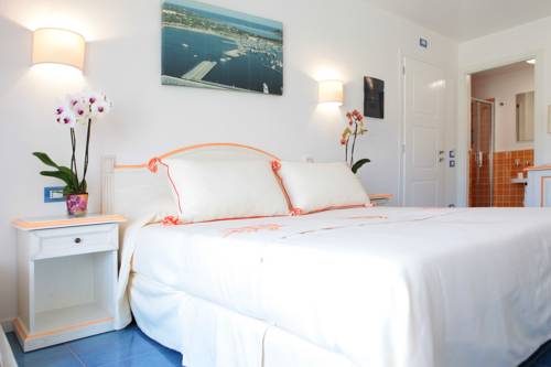 Imagen de la habitación del Hotel Janas. Foto 4