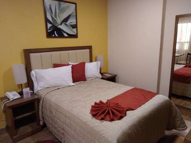 Imagen de la habitación del Hotel JandE by Serranillo. Foto 17