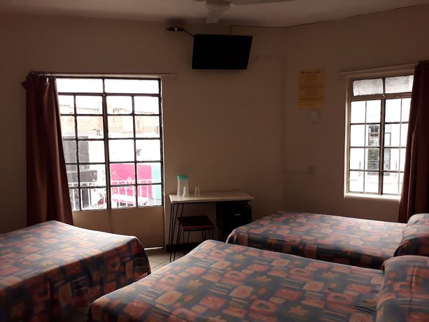 Imagen de la habitación del Hotel Janeiro, Tonal&aacute;. Foto 10