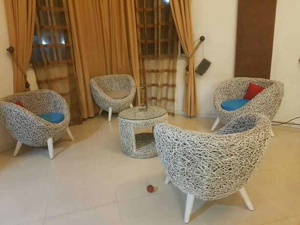 Imagen de la habitación del Hotel Janica Villa. Foto 15