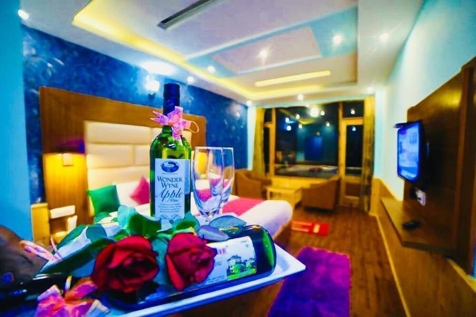 Imagen de la habitación del Hotel Jannat Resort Manali. Foto 12