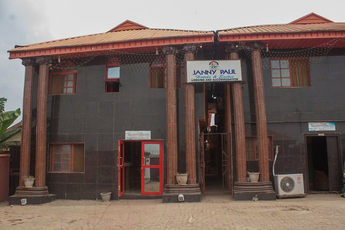 Imagen general del Hotel Janny Paul and Suites. Foto 1