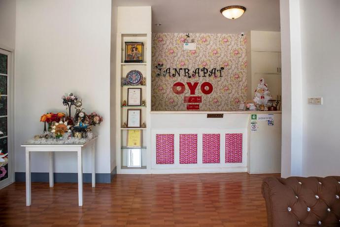 Imagen de los interiores del Hotel Janrapat Resort. Foto 5