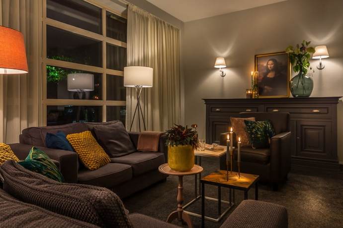 Imagen de los interiores del Hotel Janssen. Foto 19