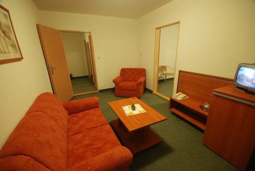 Imagen general del Hotel Jantar. Foto 3