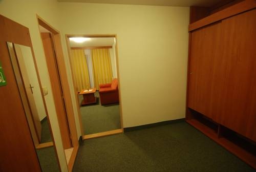 Imagen general del Hotel Jantar. Foto 13